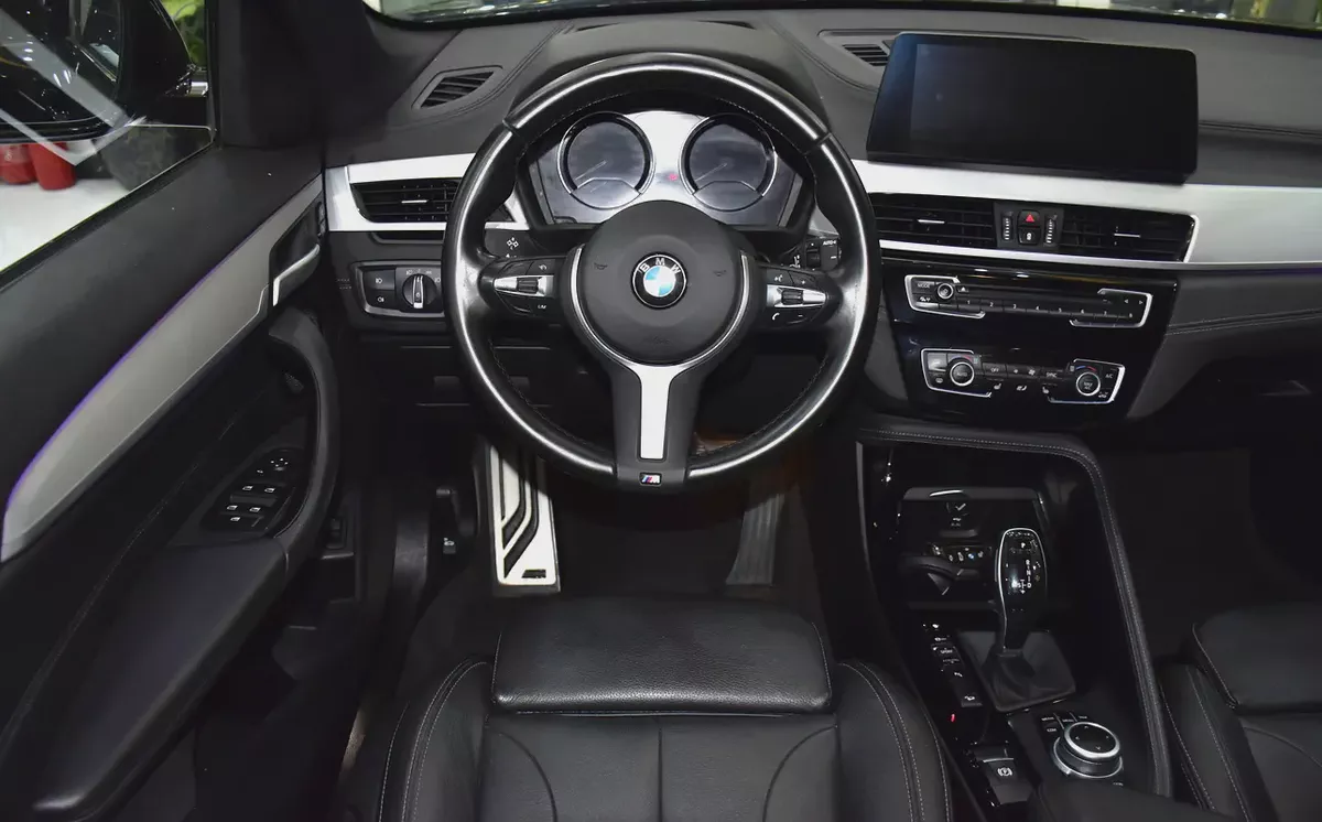 AED 1,031 EMi at 0% DP | DIESEL ( ديزل ) BMW X1 M-Kit xDrive18d ( 2021 Model ) European Specs-11-11