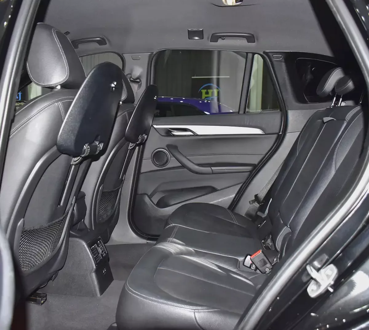 AED 1,031 EMi at 0% DP | DIESEL ( ديزل ) BMW X1 M-Kit xDrive18d ( 2021 Model ) European Specs-16-16