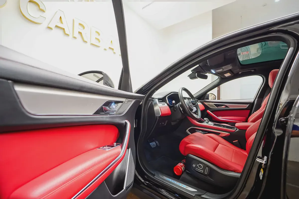 AED 1801 PM | JAGUAR F PACE R- SPORT 2021 | UNDER AGENCY WARRANTY SEPT 2026 | GCC-8-8
