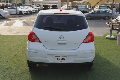 Used Nissan Tiida 1.8 Hatchback 2013-4