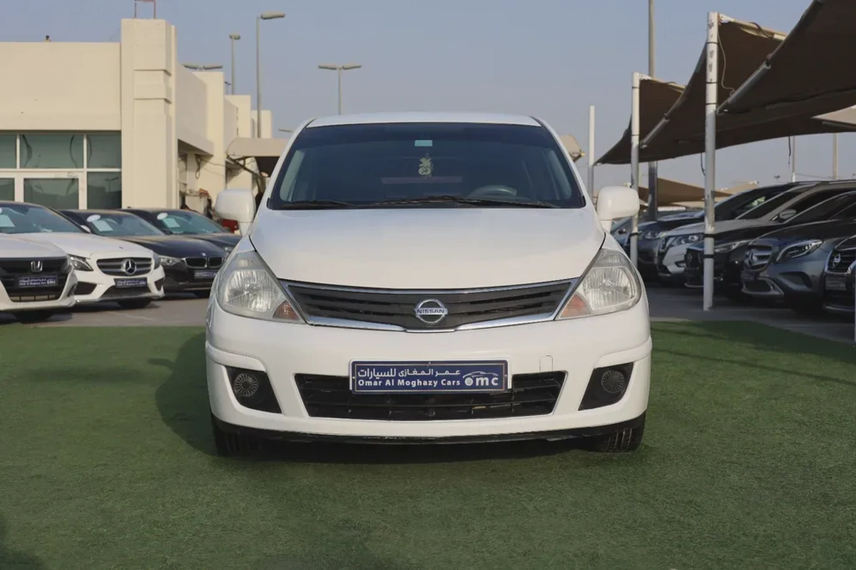 Used Nissan Tiida 1.8 Hatchback 2013-5-5