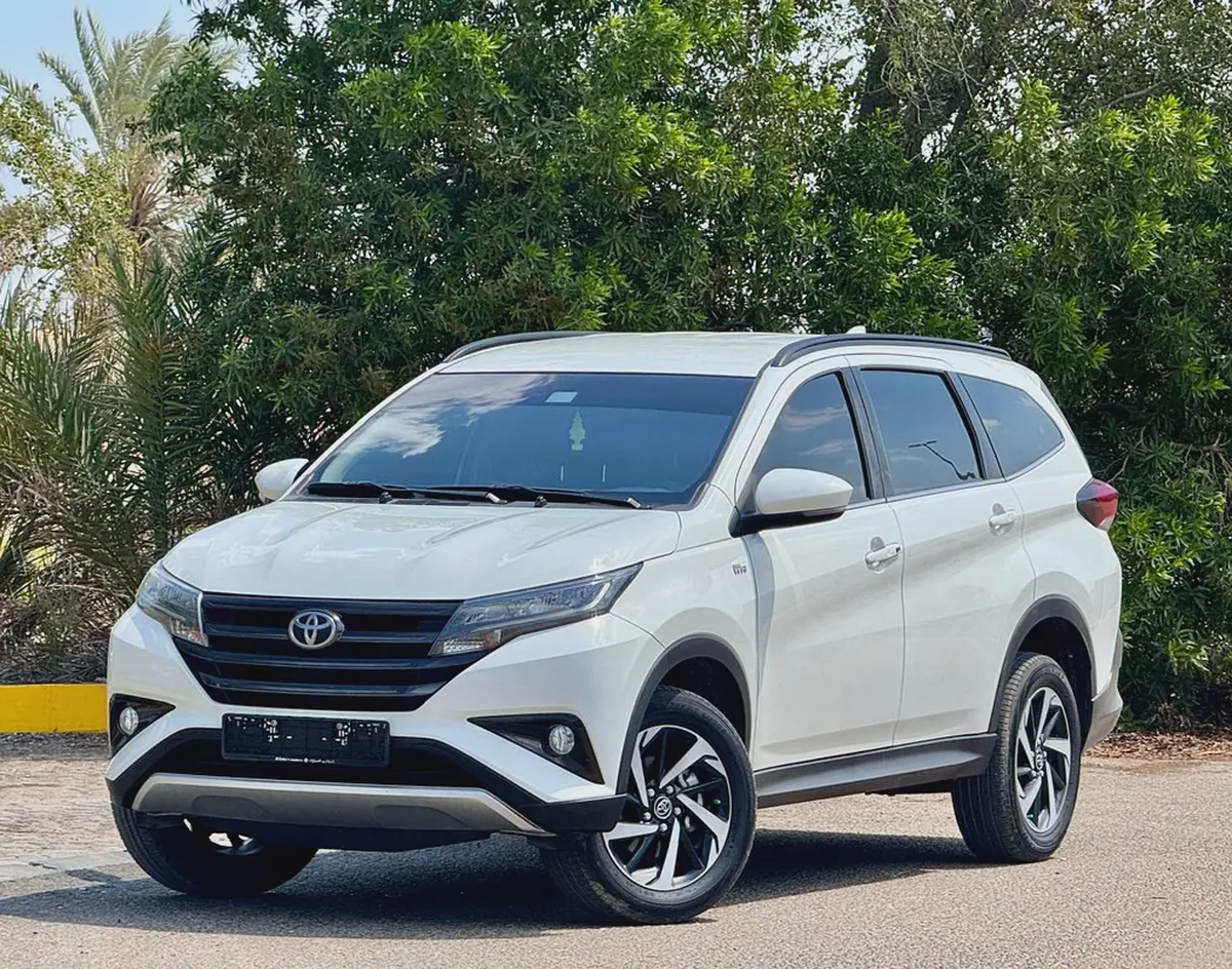 775-Monthly l GCC l 1.5L, Camera, GPS l Accident Free-1-1