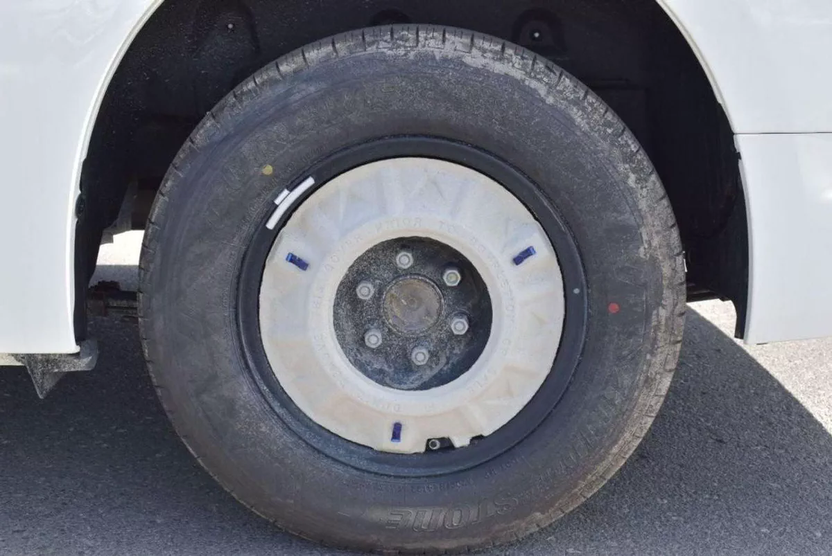Toyota Hiace GL HIACE 3.5L 14 SETER-10-0