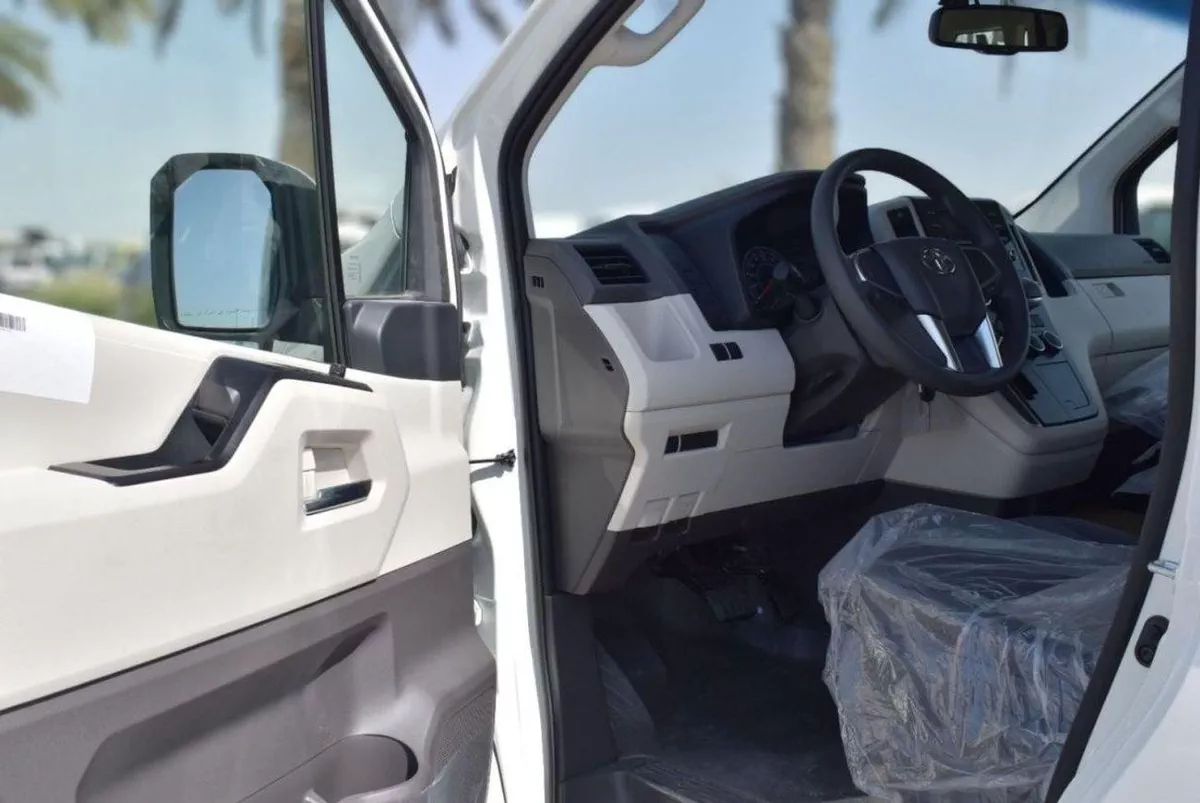 Toyota Hiace GL HIACE 3.5L 14 SETER-13-0