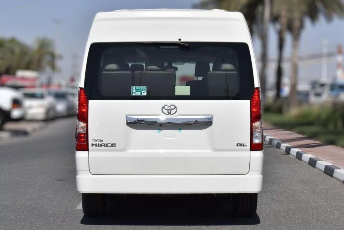 Toyota Hiace GL HIACE 3.5L 14 SETER-2-0