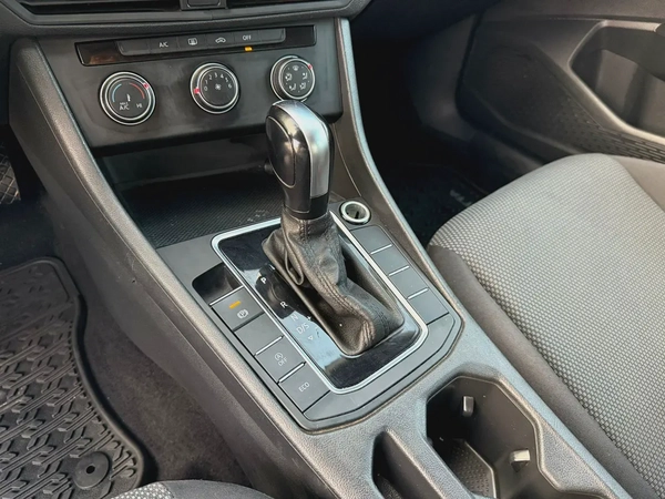 2019 Volkswagen Jetta GLI - American Specs