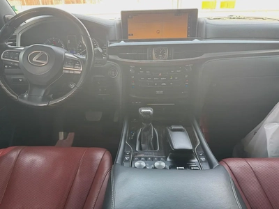 Lexus LX 570 Platinum 2019 GCC Specs - Pristine Condition-4