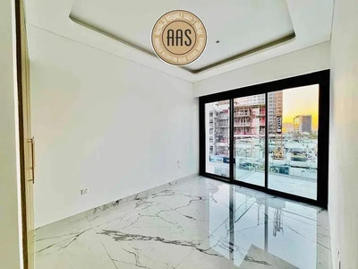 U shape kitchen •• modern layout •• prime location-3