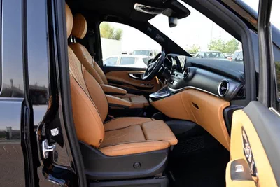 2024 Mercedes-Benz V 250 Black Bus-2