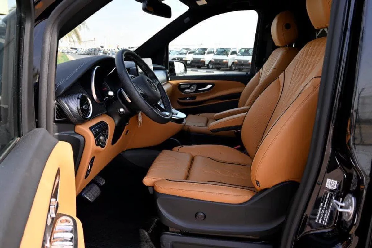 2024 Mercedes-Benz V 250 Black Bus-3-3