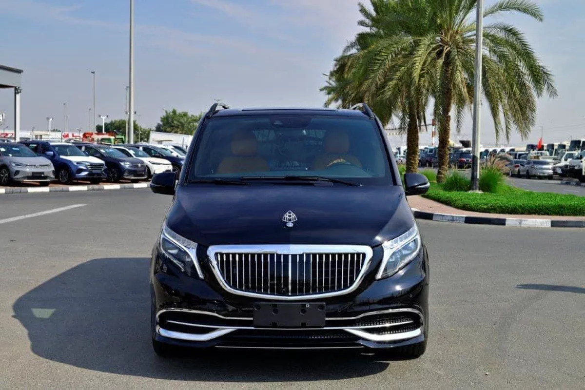 2024 Mercedes-Benz V 250 Black Bus