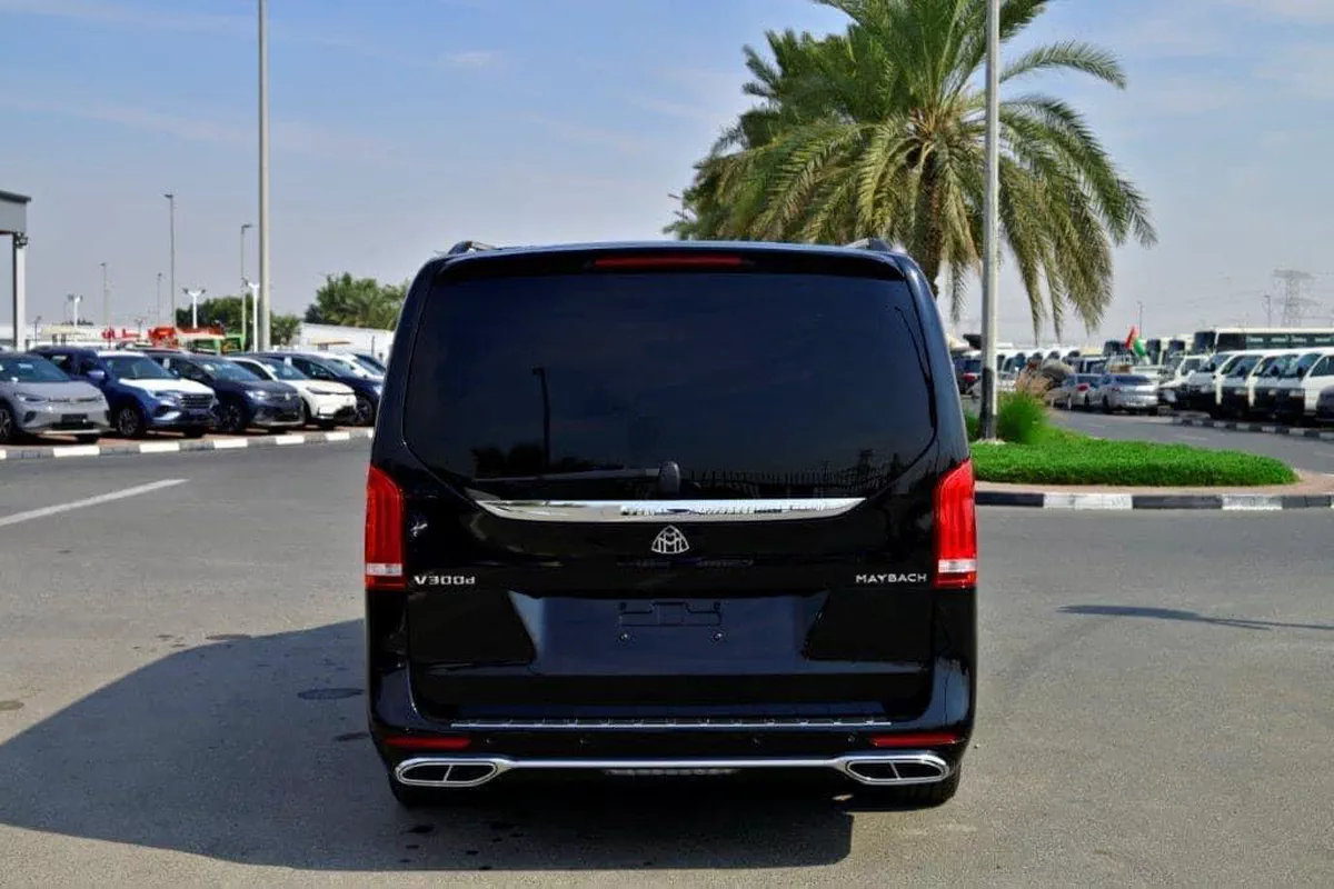 2024 Mercedes-Benz V 250 Black Bus-5-5