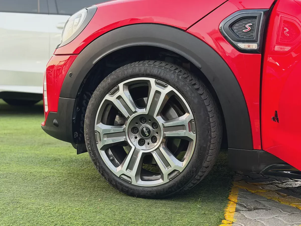 2023 MINI Countryman S 4WD | GCC Specs | Low Mileage-3-3