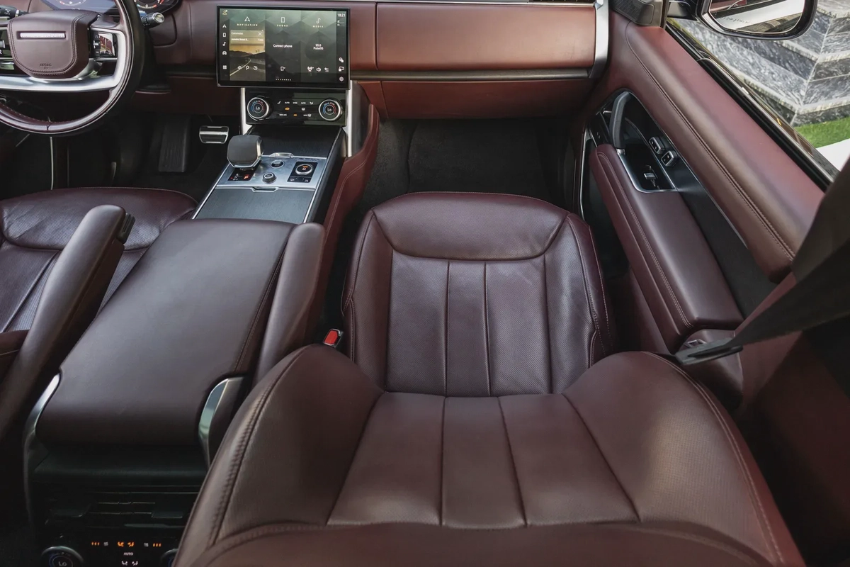 Land Rover Range Rover 2022-14-14