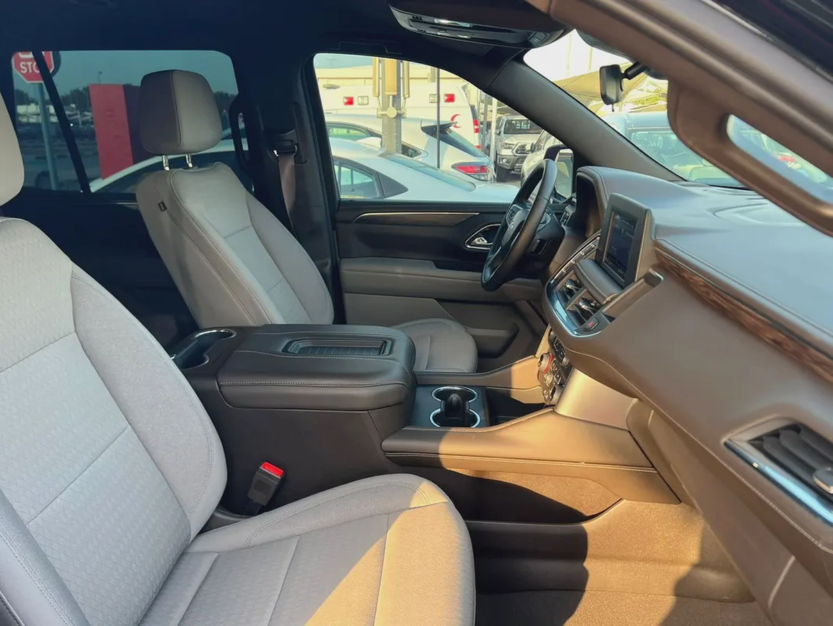 2023 Chevrolet Tahoe | V8 | GCC | Sensior, Camera |  Under dealer warranty Ref#995-10-10