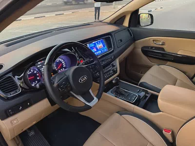 2016 Kia Carnival DLX GCC Specs – Well Maintained, Ready for Immediate Sale-3