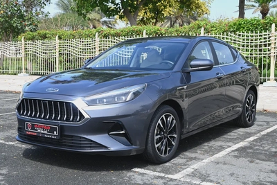 0% DP - JAC J7 1.5TC LUXURY 2023 - LOW MILEAGE - MINT CONDITION-2