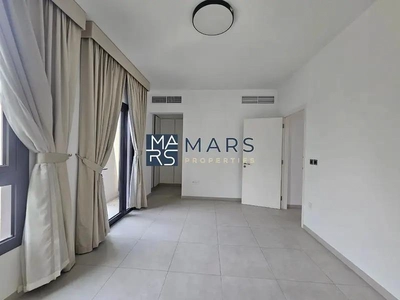 3 Bed Townhouse | Prime Location | Ready To Move-10