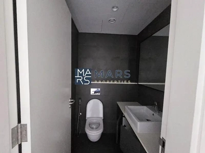 3 Bed Townhouse | Prime Location | Ready To Move-2