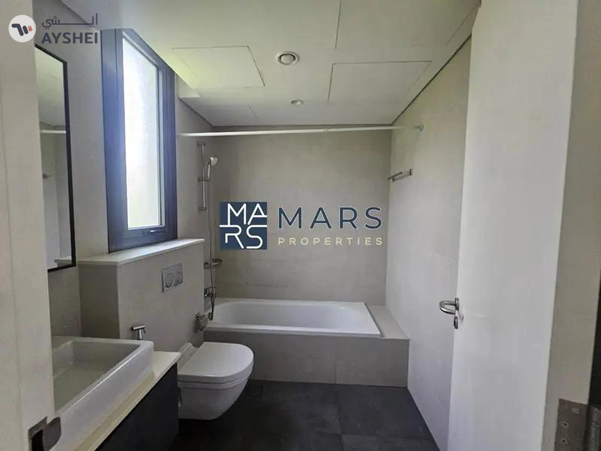 3 Bed Townhouse | Prime Location | Ready To Move-12-12