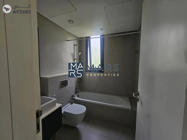 3 Bed Townhouse | Prime Location | Ready To Move