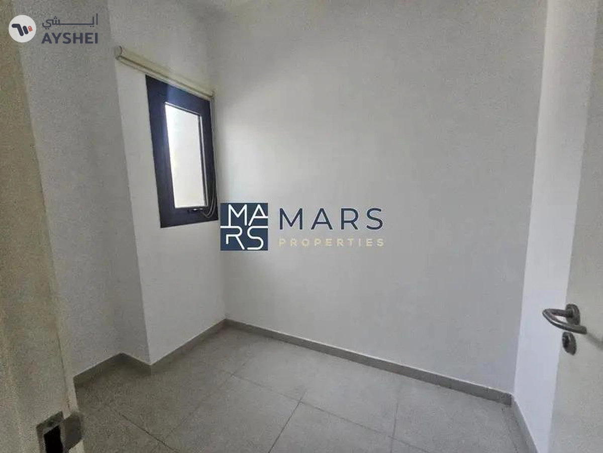 3 Bed Townhouse | Prime Location | Ready To Move-6-6