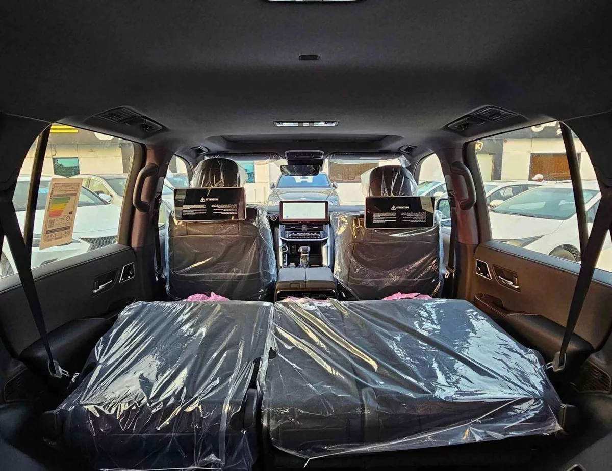 Toyota Land Cruiser VXR VX LC300 | 4.0L V6 PETROL | RADAR | POWER SEATS | BIG DVD | JBL SPEAKERS | 360* CAMERA | SUNROOF | F-18-0