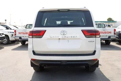 Toyota Land Cruiser GXR LAND CRUISER GXR 3.3L DIESEL-4