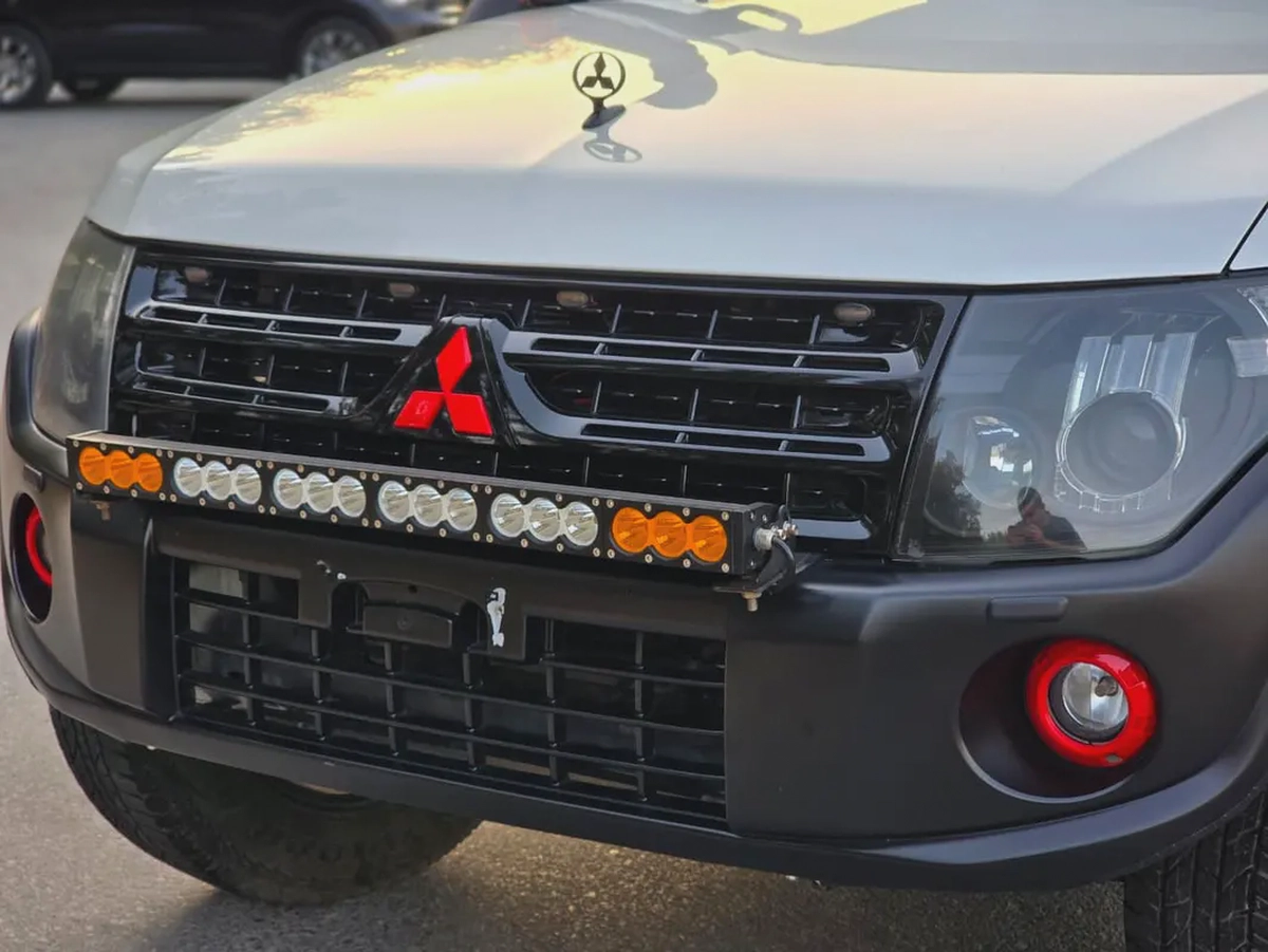 Mitsubishi Pajero 2011 GLS 3.8L | GCC Specs | Excellent Condition | Orginal paint | Accident free |
