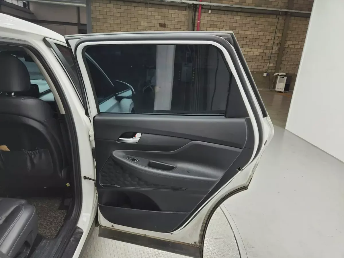 Hyundai Santa Fe Premium 2021 - Korean Specs - Excellent Condition-17-17