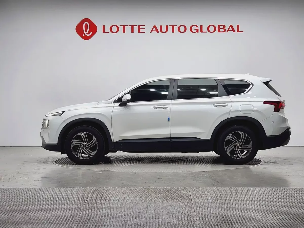 Hyundai Santa Fe Premium 2021 - Korean Specs - Excellent Condition