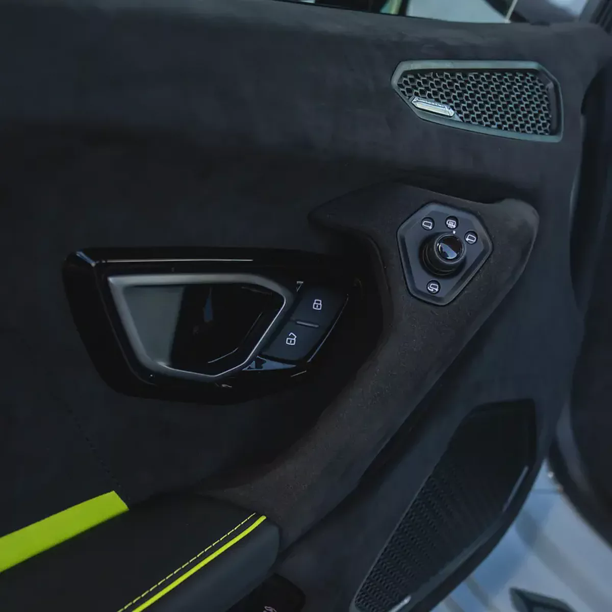 2024 Brand New Lamborghini hurracan Technica-9-9