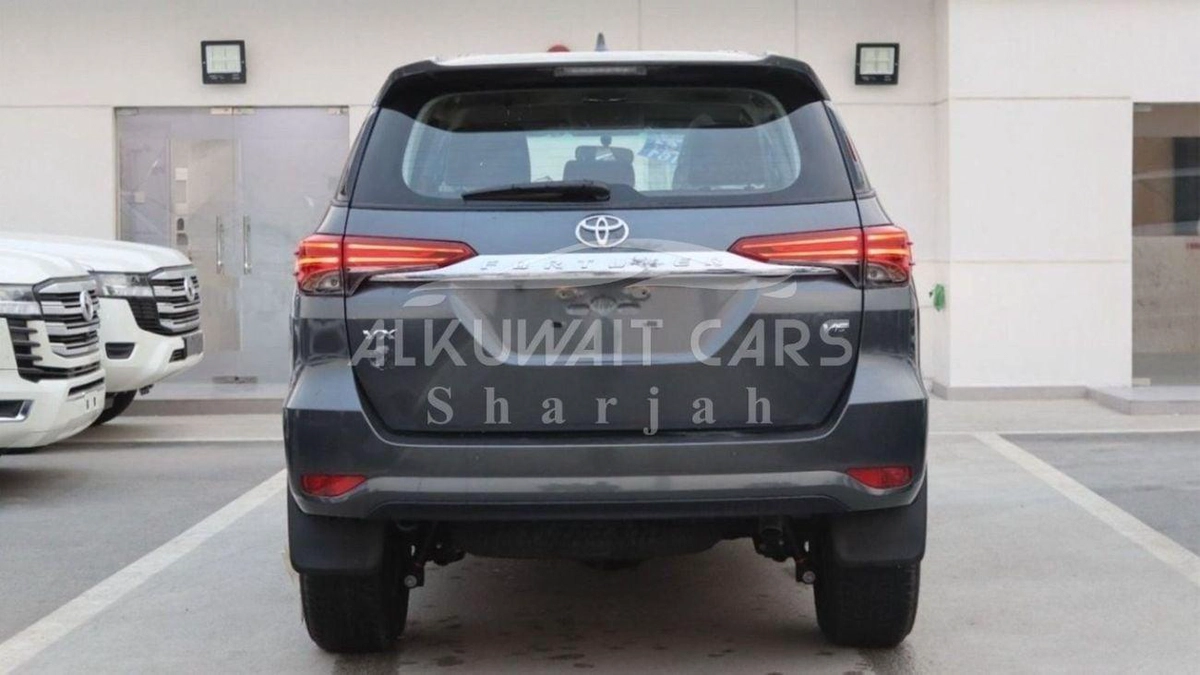 Toyota Fortuner Toyota Fortuner 4.0L V6 GXR-5-0