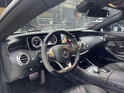 Mercedes Benz S 63 AMG Coupe -11