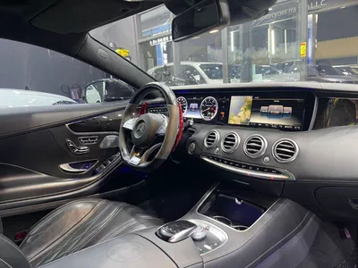 Mercedes Benz S 63 AMG Coupe -13