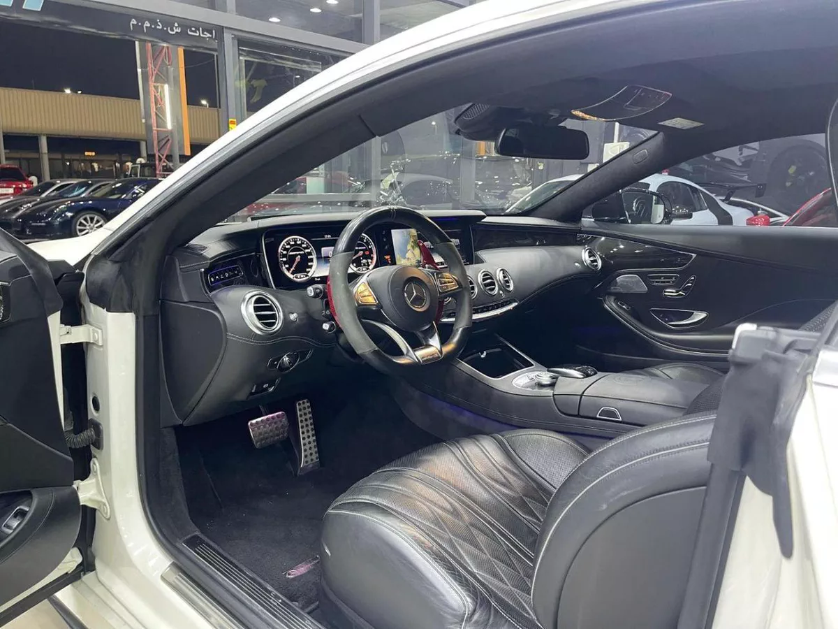 Mercedes Benz S 63 AMG Coupe -10-0