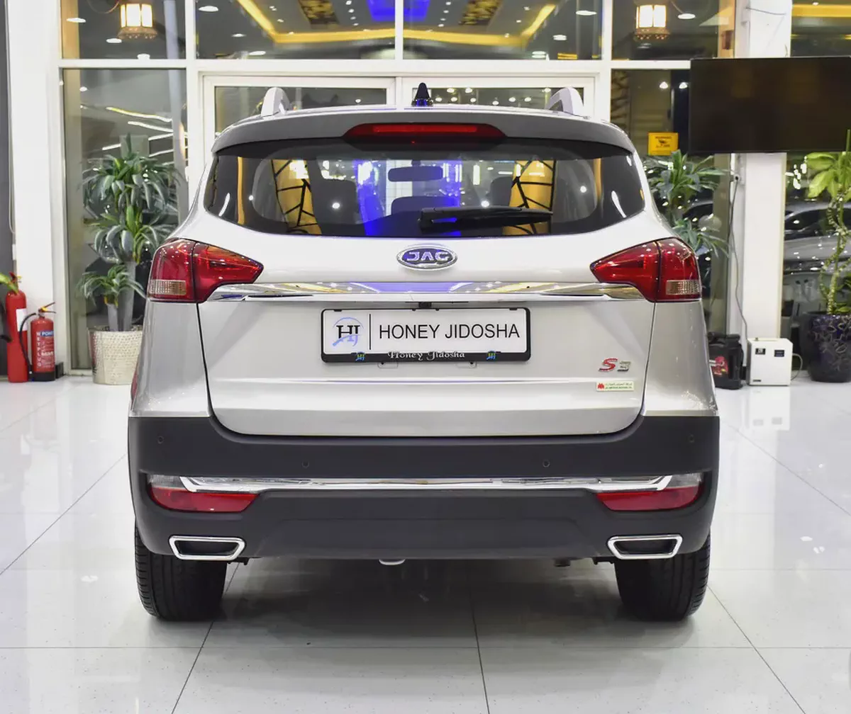 AED 293 EMi for 5Yrs | JAC S3 ( 2019 Model ) in Silver Color GCC Specs-4-4