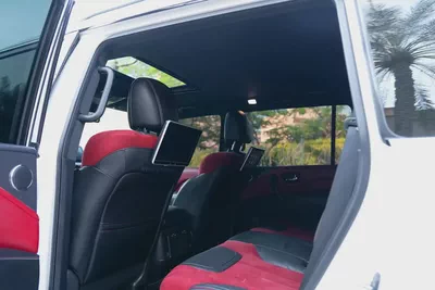 Nissan Patrol LE Platinum 2022 GCC Specs Cash, Inhouse  Bank finance-8