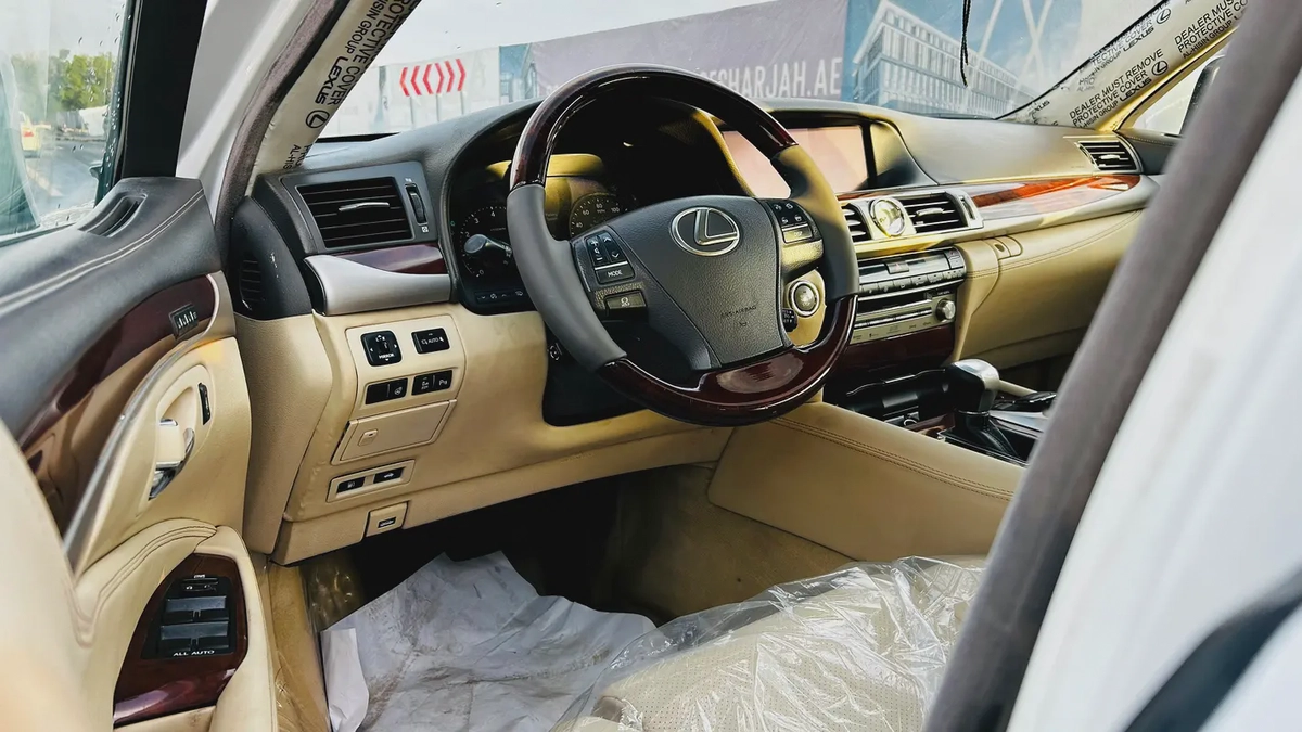 Lexus LS 460, 2014, American Specs-18-18