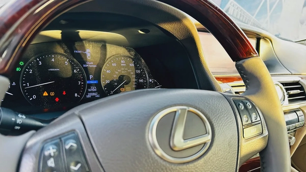 Lexus LS 460, 2014, American Specs