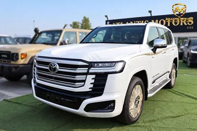 Toyota Land Cruiser VXR-0