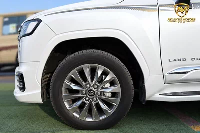 Toyota Land Cruiser VXR-23