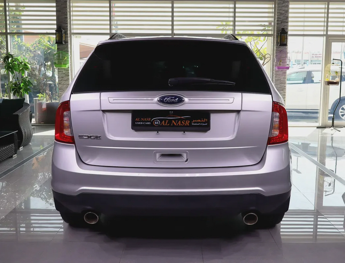 3.5L V6 Engine . GCC Specs . Excellent Condition-4-4