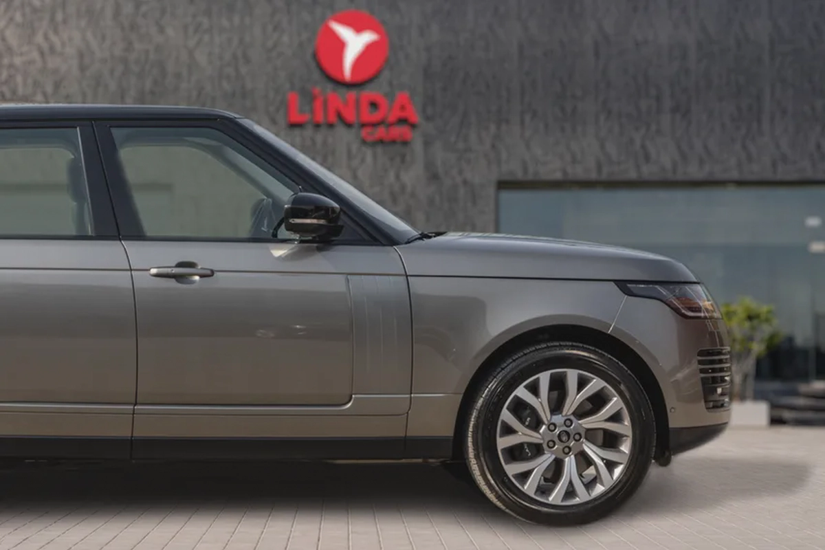Land Rover Range Rover 2022-8-8