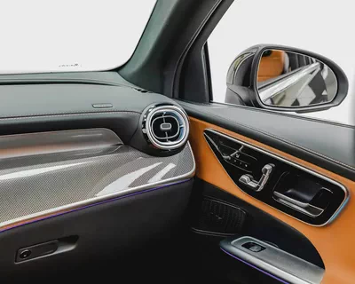 MERCEDES GLC200 SUV - AMG KIT - 2025 - GCC - GARGASH WARRANTY AND SERVICE CONTRACT-14