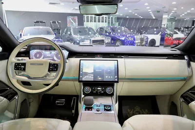 Land Rover Range Rover Vogue P530 First Edition-9