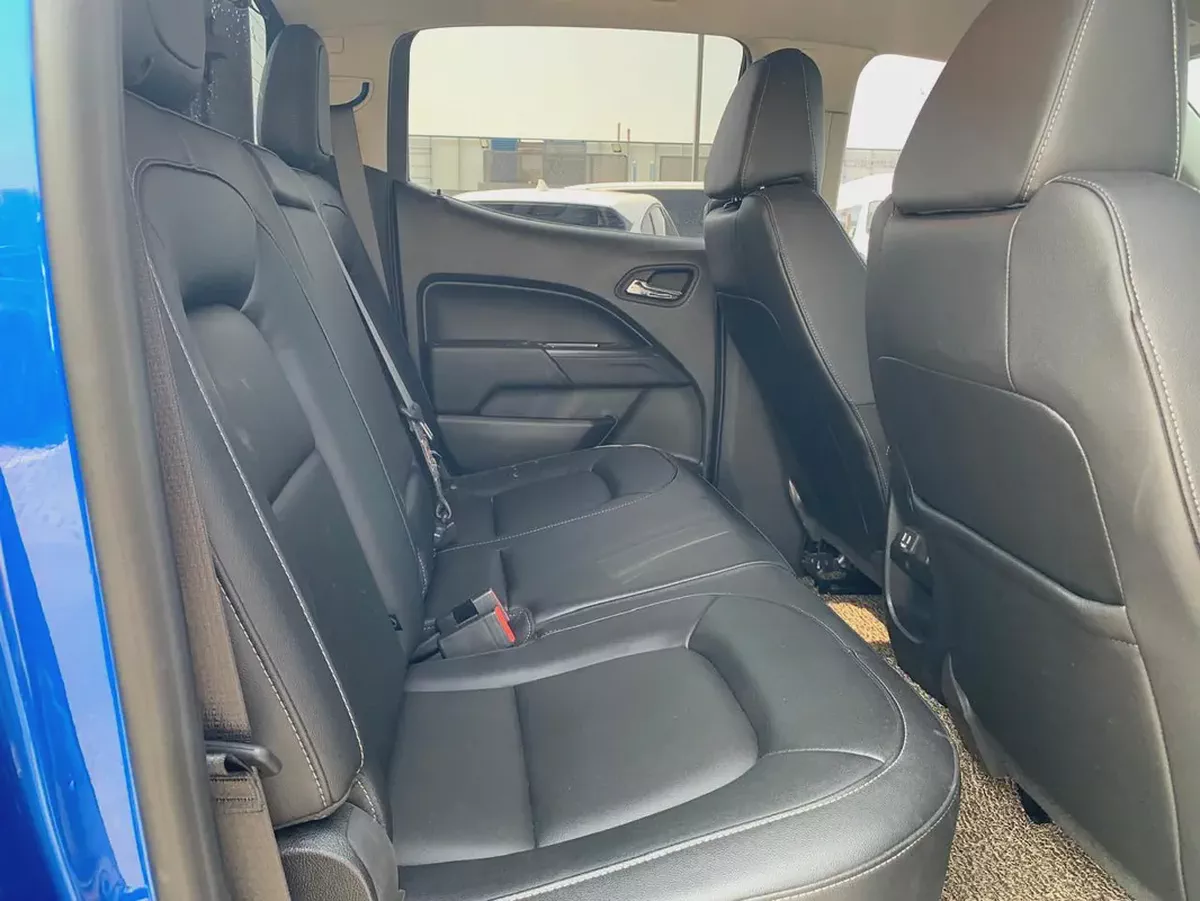Chevrolet Colorado-9-9