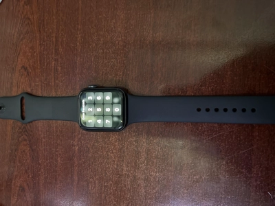 Apple Watch Series 5 44 mm-1