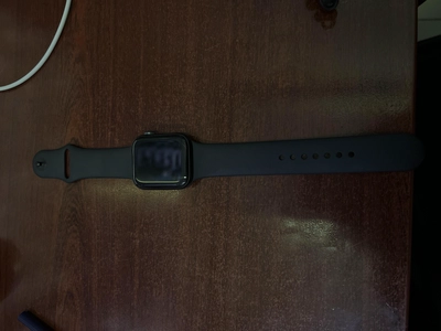 Apple Watch Series 5 44 mm-4
