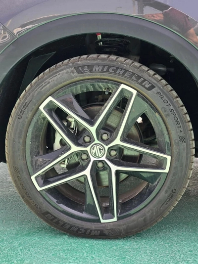 MG RX5 1.5T 2025-19